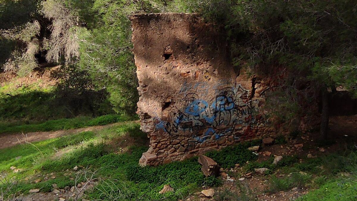 entendemos-prohibe-todas-pintura-espray_1544855864_133854769_1200x675