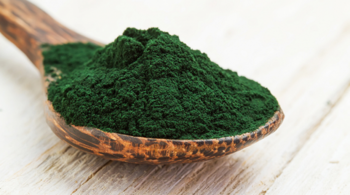 Spirulina-696x388